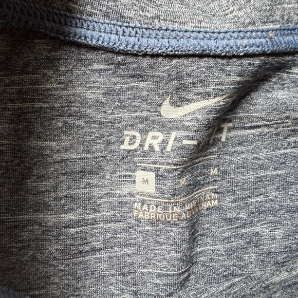 Nike dri fit - Picture 2 of 3
